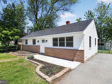111 DYER AVENUE, NEW CASTLE, DE 19720