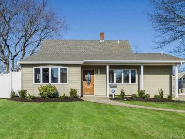65 Morning Glory Road , Levittown, NY 11756