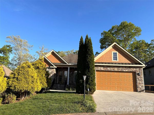 26 Stone House Road , Arden, NC 28704