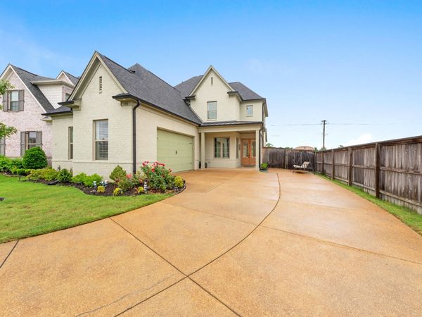 1488 COVINGTON WOOD CV, Collierville, TN 38017