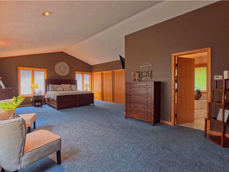 1751 Squaw Creek Drive, Girard, OH 44420 Photo 15