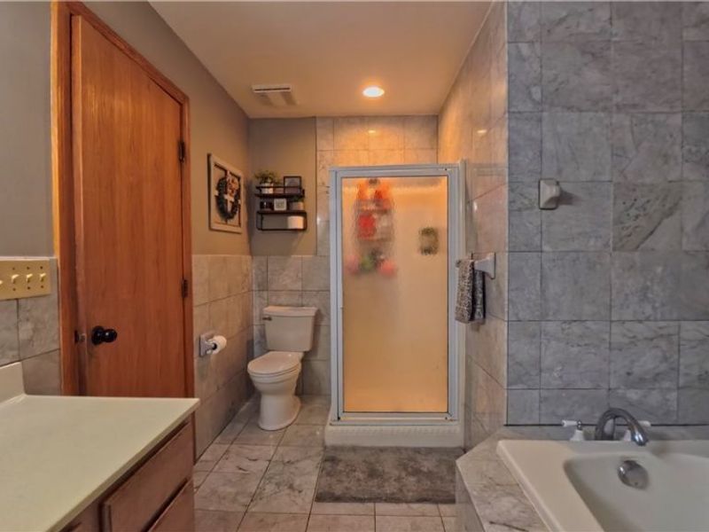 1751 Squaw Creek Drive, Girard, OH 44420 Photo 28