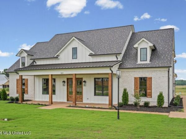 364 Camp Crossing, Hernando, MS 38632