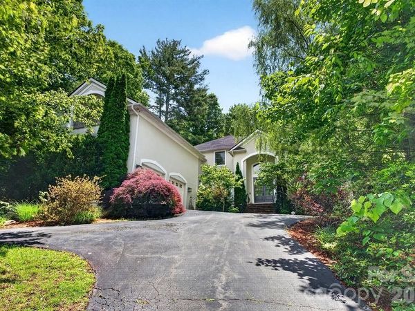 94 Oak Hollow Drive , Asheville, NC 28805