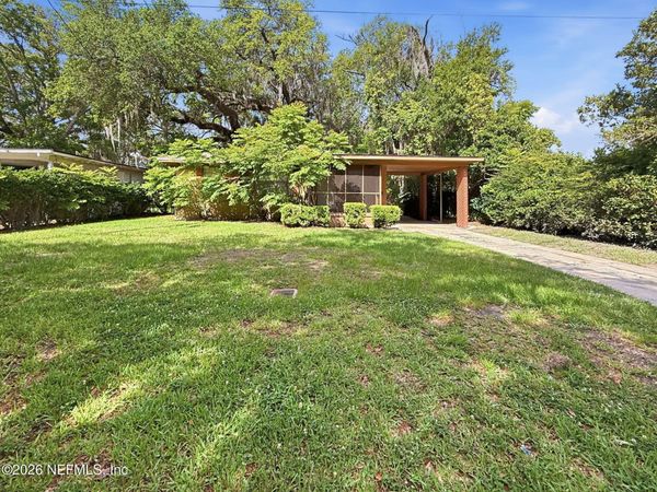 5516 AHMAD Drive N, Jacksonville, FL 32209