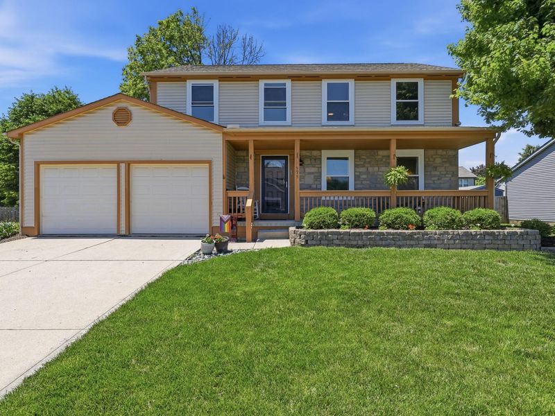 573 Courtland Lane , Pickerington, OH 43147 Photo 1