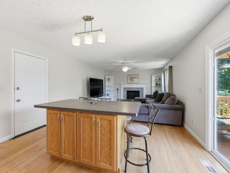 573 Courtland Lane , Pickerington, OH 43147 Photo 17