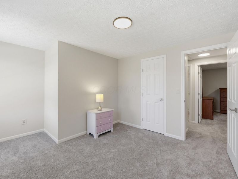573 Courtland Lane , Pickerington, OH 43147 Photo 32