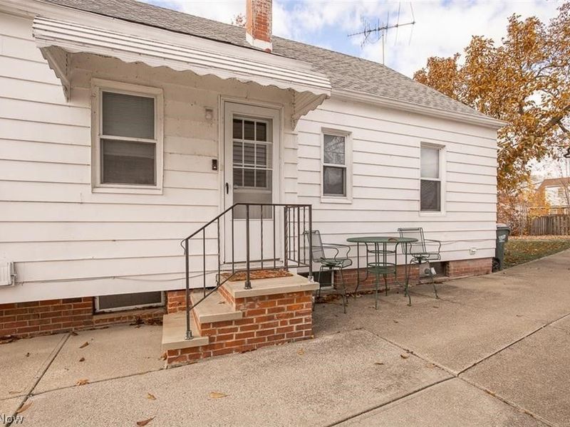 25151 Zeman Avenue , Euclid, OH 44132 Photo 2