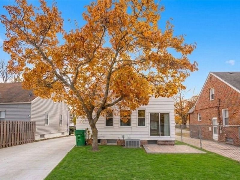 25151 Zeman Avenue , Euclid, OH 44132 Photo 30