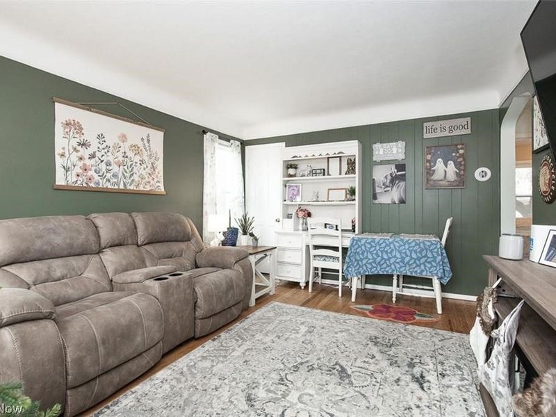 25151 Zeman Avenue , Euclid, OH 44132 Photo 7