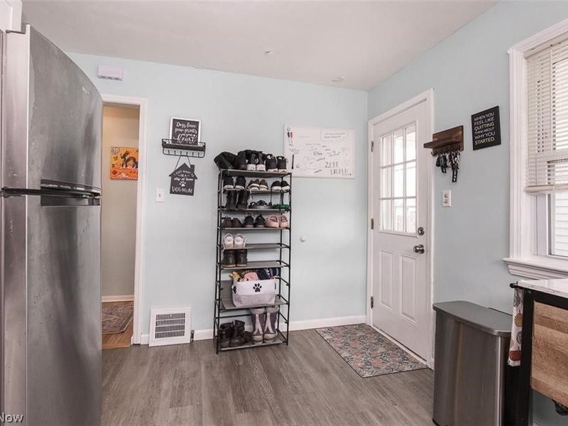25151 Zeman Avenue , Euclid, OH 44132 Photo 9