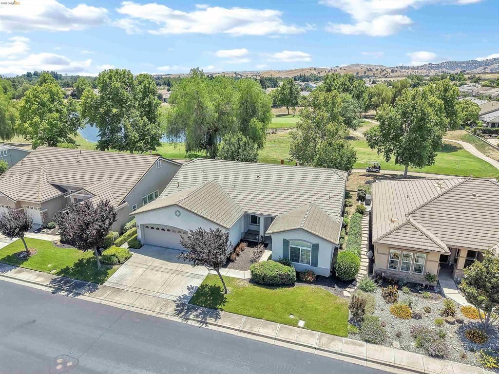 930 Suntan, Brentwood, CA 94513 Main Photo