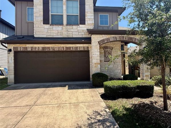 907 Sleepy Dell LN, Austin, TX 78748