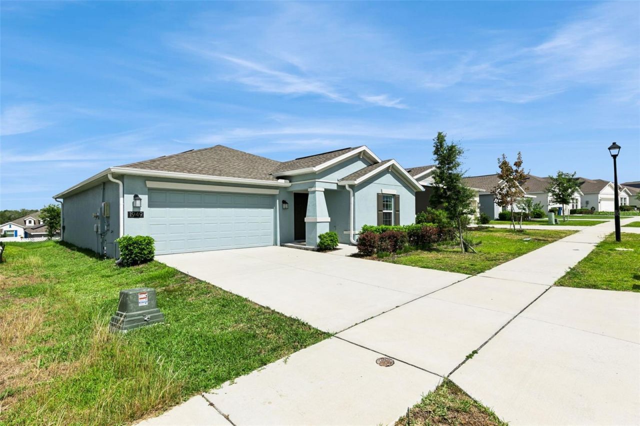 1949 Heart Lake Drive, Groveland, FL 34736 Photo