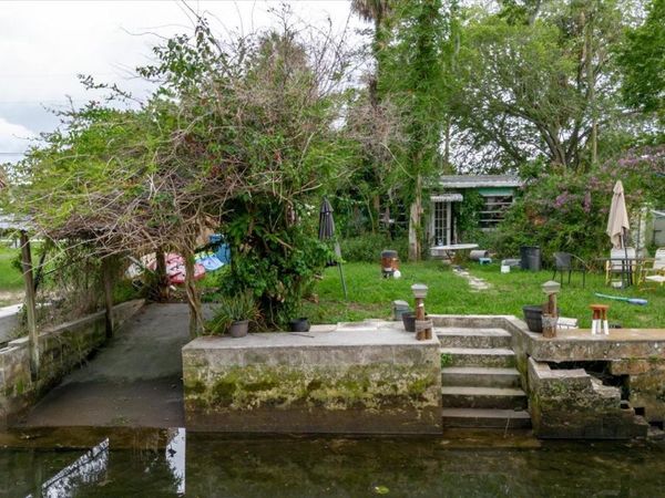 5323 CIRCLE DRIVE , WEEKI WACHEE, FL 34607