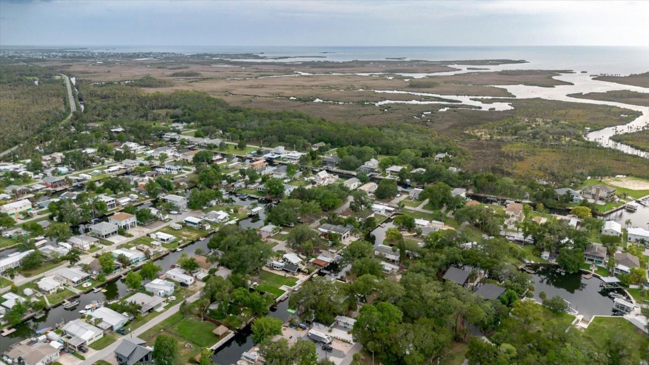 5323 Circle Drive, Weeki Wachee, FL 34607 Photo