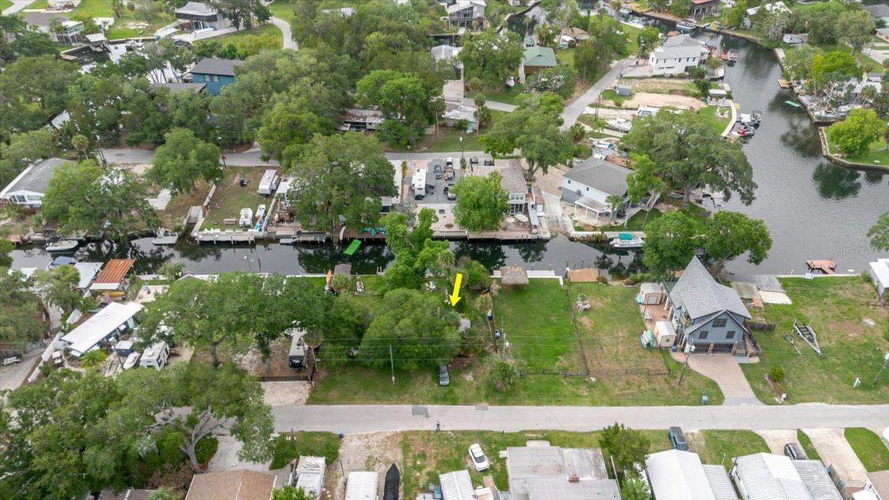 5323 Circle Drive, Weeki Wachee, FL 34607 Photo