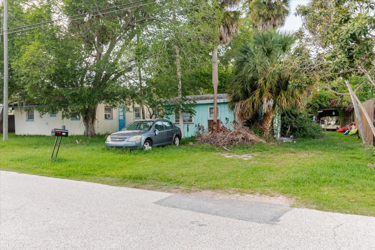 5323 Circle Drive, Weeki Wachee, FL 34607 Photo
