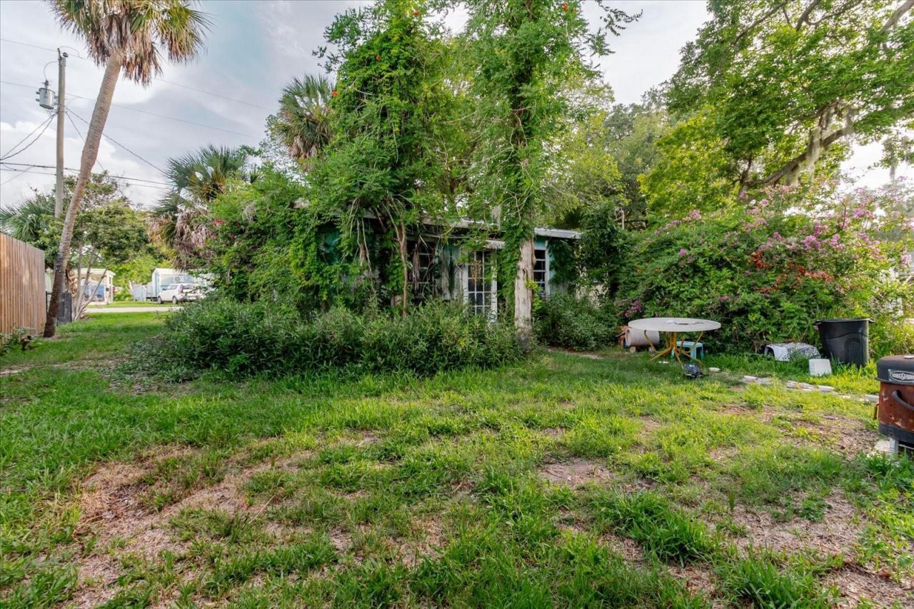 5323 Circle Drive, Weeki Wachee, FL 34607 Photo