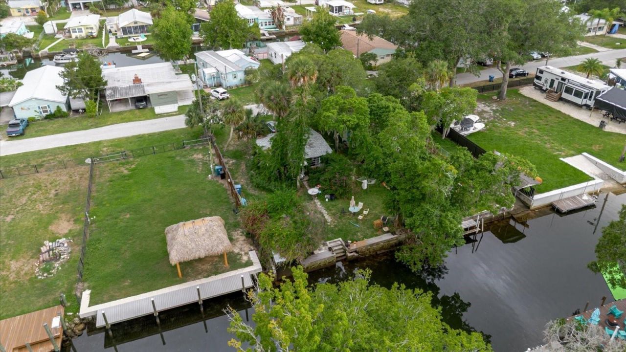 5323 Circle Drive, Weeki Wachee, FL 34607 Photo