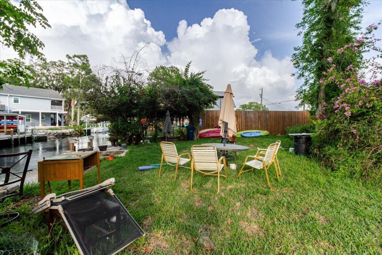 5323 Circle Drive, Weeki Wachee, FL 34607 Photo