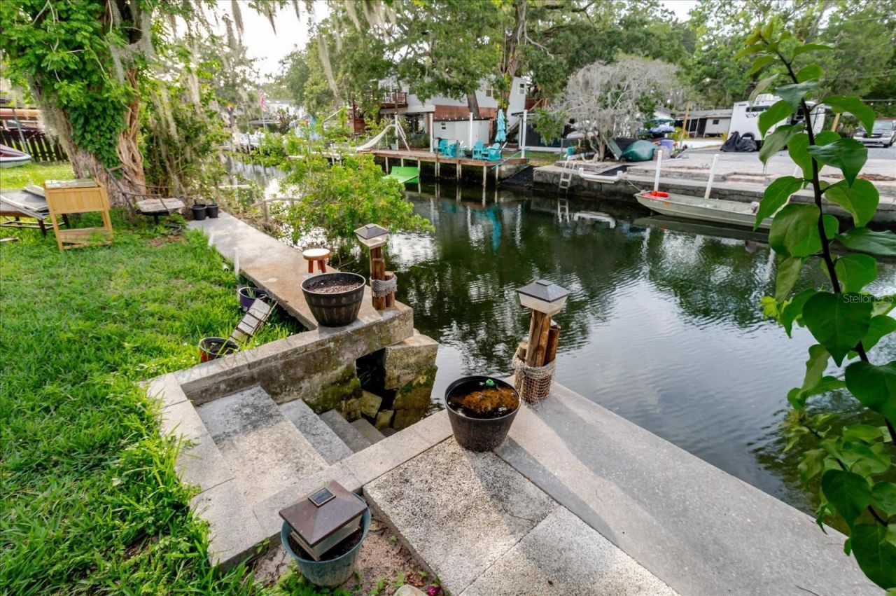 5323 Circle Drive, Weeki Wachee, FL 34607 Photo