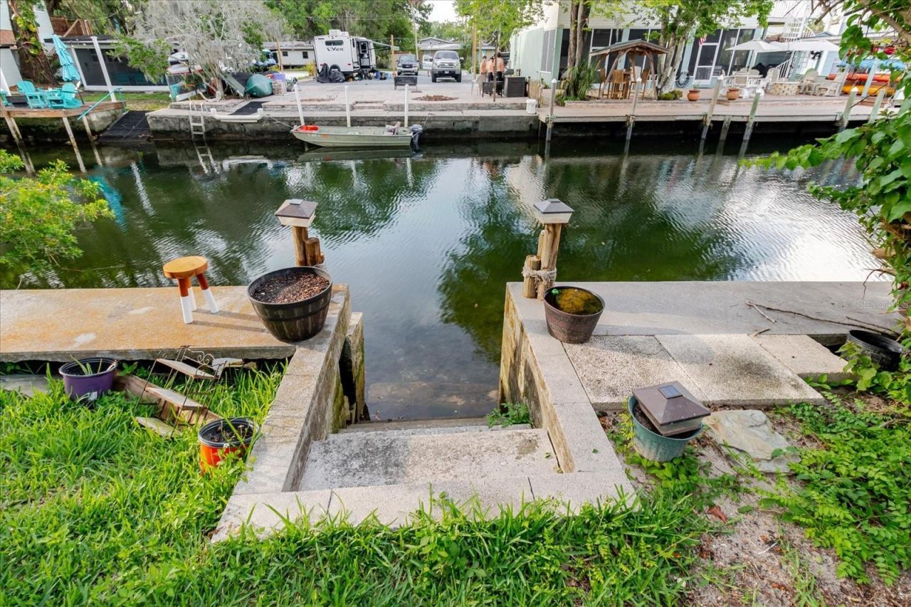 5323 Circle Drive, Weeki Wachee, FL 34607 Photo