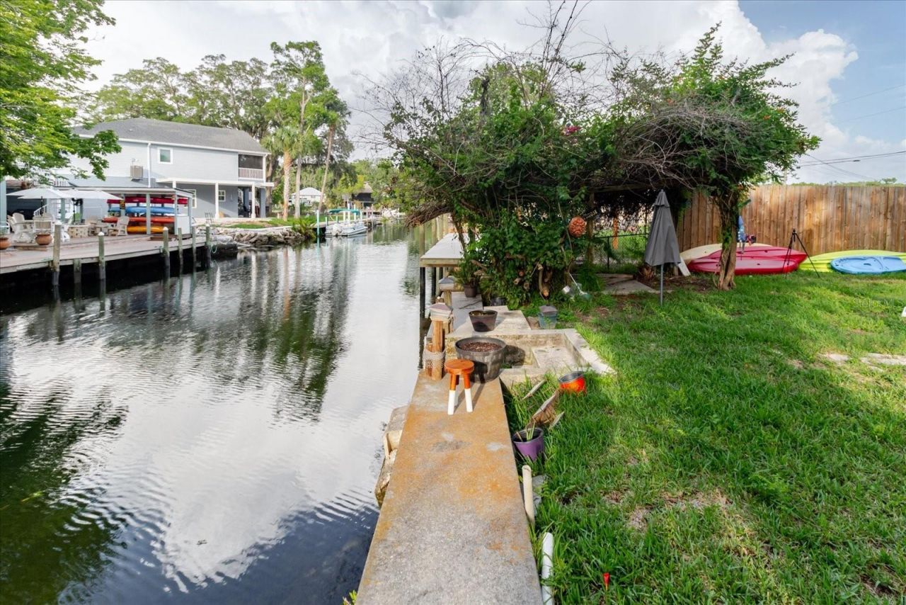 5323 Circle Drive, Weeki Wachee, FL 34607 Photo