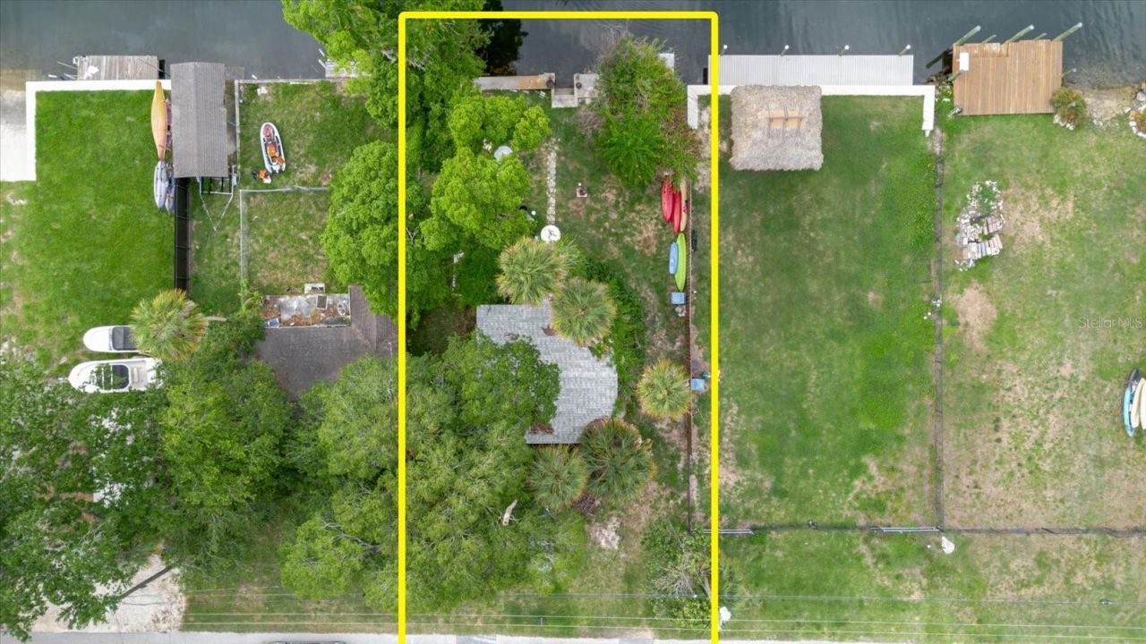 5323 Circle Drive, Weeki Wachee, FL 34607 Photo
