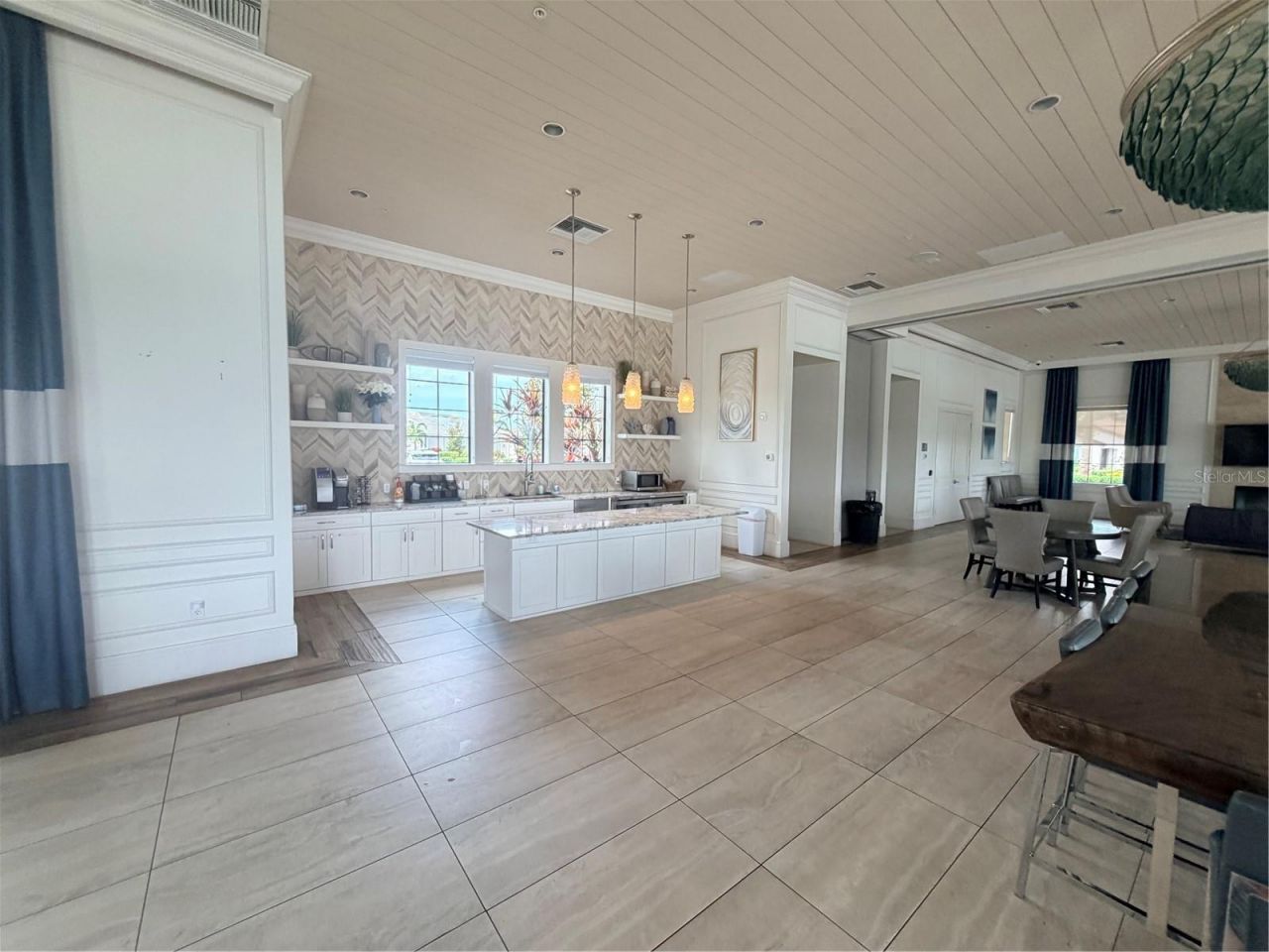 5738 Long Shore Loop, Sarasota, FL 34238 Photo