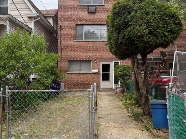 909 Burke Avenue , Bronx, NY 10469