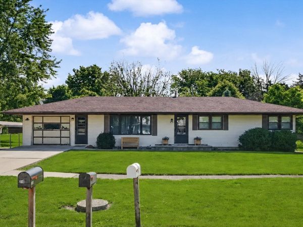 218 N Crossley Street, Melvin, IL 60952