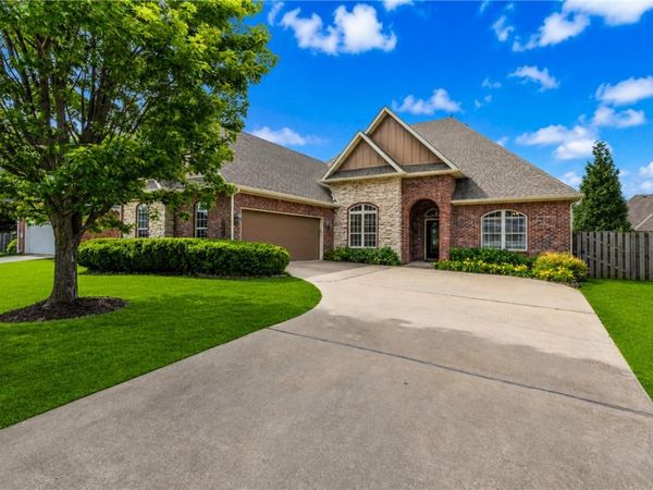6604 Inverness Drive , Rogers, AR 72758