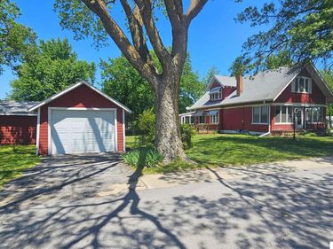 802 W I Street, Wymore, NE 68466