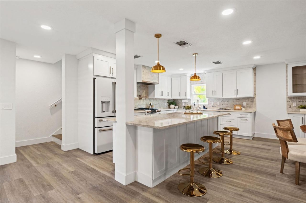 516 36th Avenue N, Saint Petersburg, FL 33704 Photo