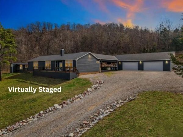 230 Madison 2625, Huntsville, AR 72740