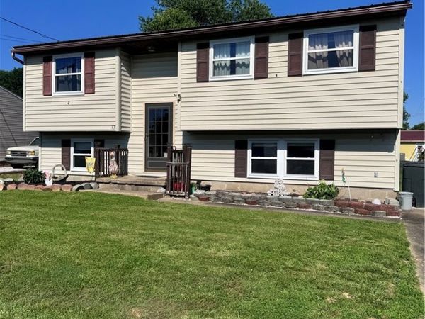 53 Heather Way, Millwood, WV 25262