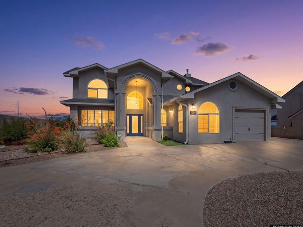 1004 6th Street SE, Rio Rancho, NM 87124