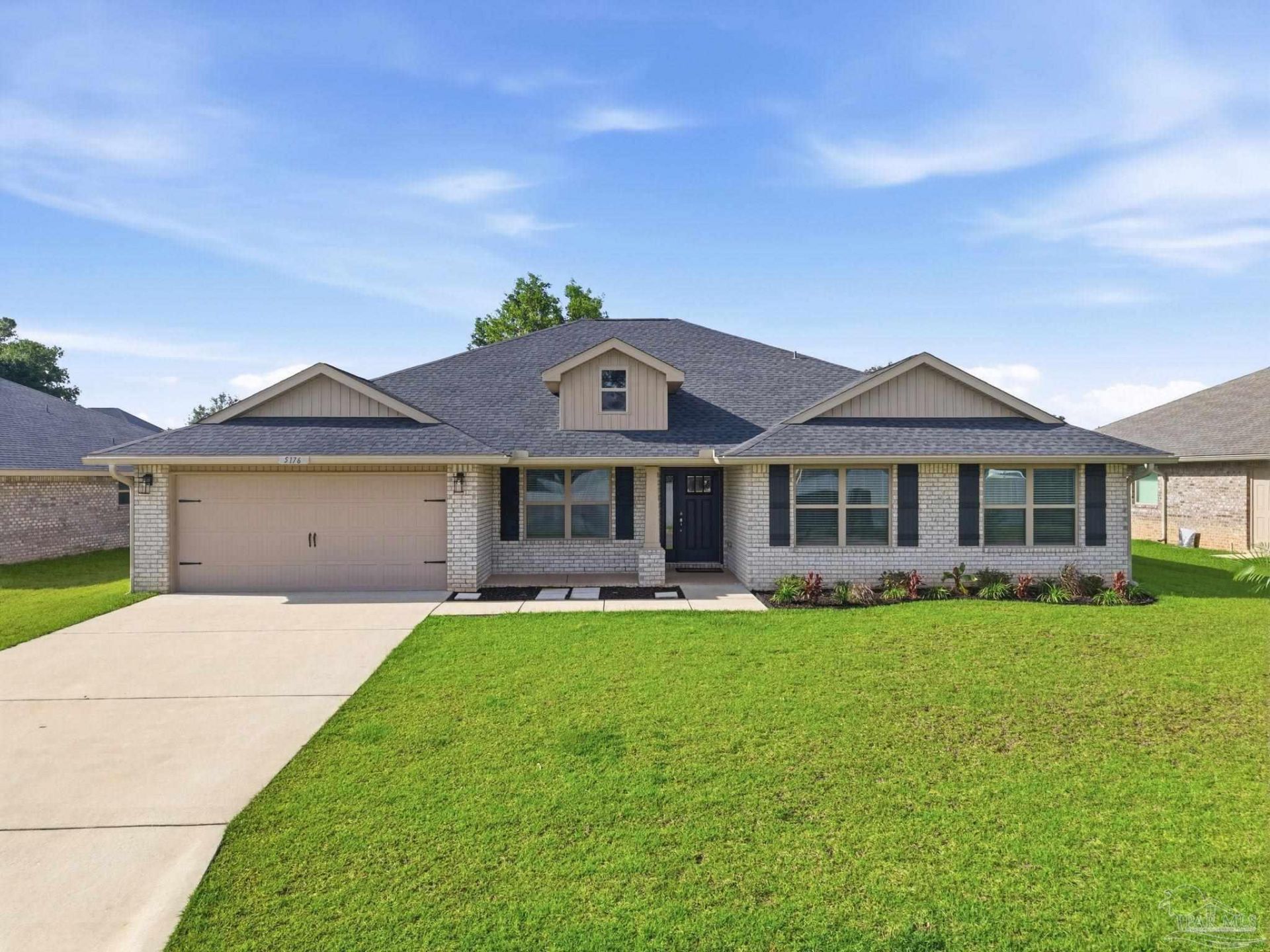 5176 Emmaline Ln, Milton, FL 32570 Main Photo