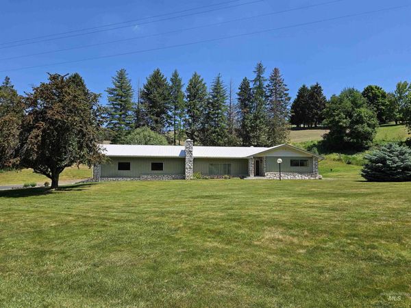 29865 Mission Creek Rd, Culdesac, ID 83524