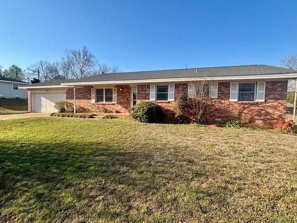 716 W Hartwood Avenue, Stillwater, OK 74075