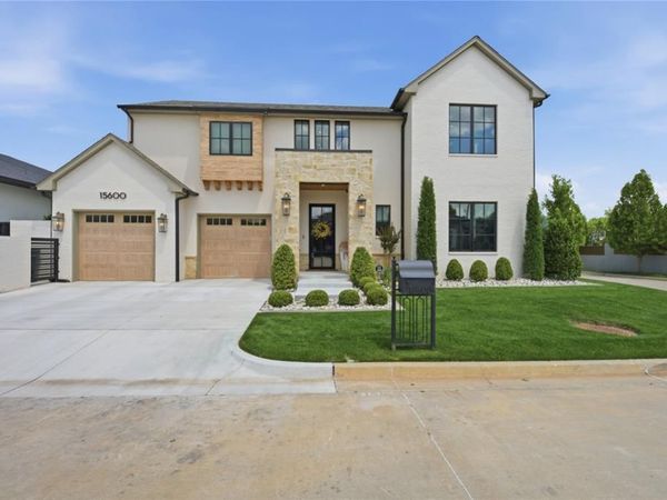 15600 Waterstone Way, Edmond, OK 73013