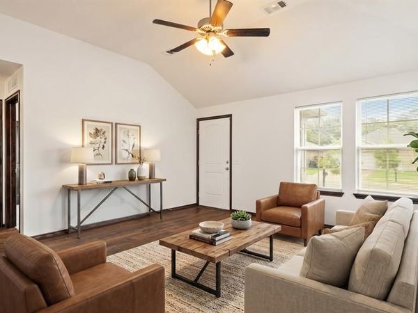 229 Evermore Lane, Yukon, OK 73099