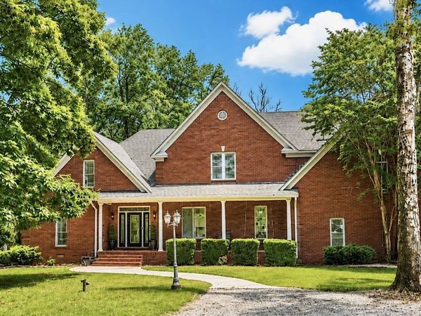 3061 Palomino Pl, Hermitage, TN 37076
