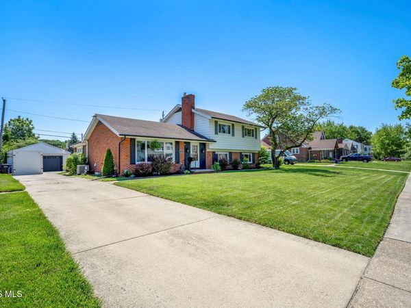 3609 Beverly Drive, Toledo, OH 43614