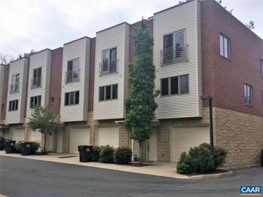 1013 LINDEN AVE , Unit T, Charlottesville, VA 22902