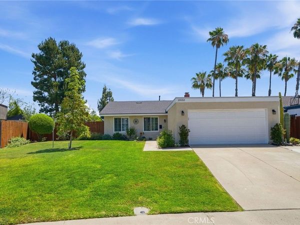25152 La Suen, Laguna Hills, CA 92653