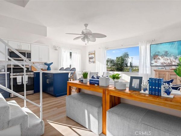 20 C Pacific Avenue, Surfside, CA 90743