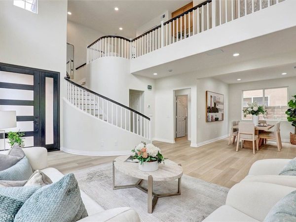 27961 Hedgeline Drive, Laguna Niguel, CA 92677